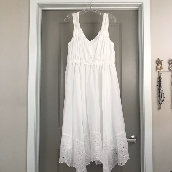 Lane Bryant Dresses & Skirts - NWOT Lane Bryant white dress